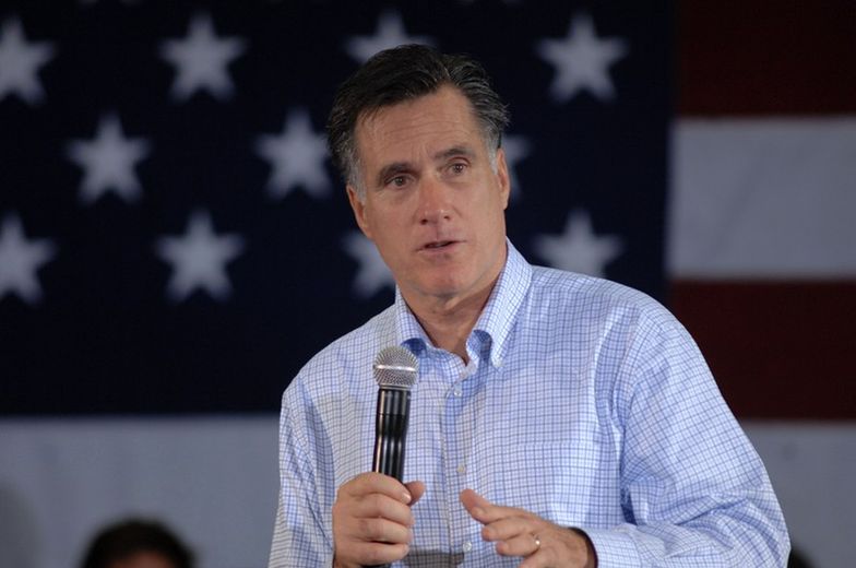 Mitt Romney grozi Iranowi atakiem