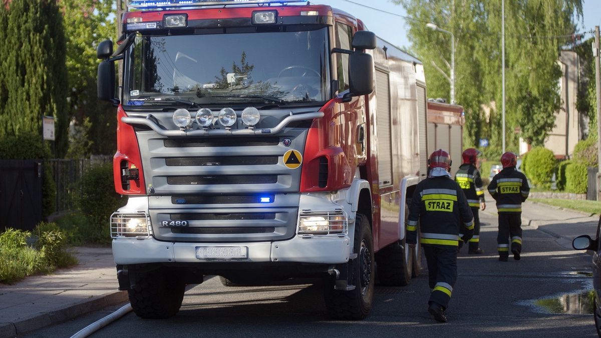 straż pożarna wypadek autobus dzieci