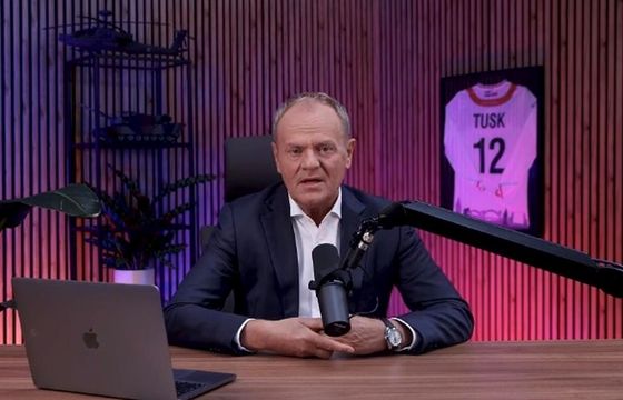 Donald Tusk nagrywa jak podcaster. Czy premier buduje własny program przed wyborami?