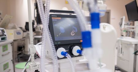 Przełom ws. respiratorów od handlarza bronią. Rzecznik Ministerstwa Zdrowia o szczegółach