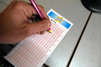 Mamy dwóch nowych lottomilionerów. Oto gdzie kupili losy