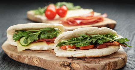 Wzbogacony chlebek pita