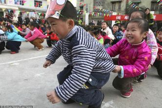 Najwyższa liczba urodzeń w Chinach od 2000 roku. Złagodzenie przepisów przyniosło efekt