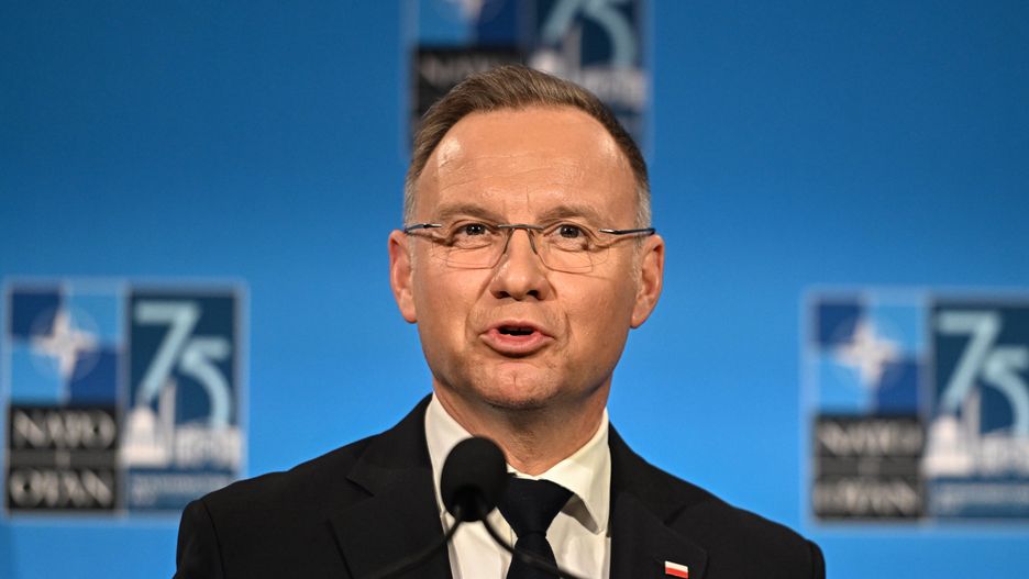 Waszyngton, USA, 12.07.2024. Prezydent RP Andrzej Duda na konferencji prasowej, 12 bm. po zakończenie szczytu NATO w Centrum Kongresowym Walter E. Washington Convention Center w Waszyngtonie. Prezydent RP brał udział w spotkaniu głów państw i szefów rządów państw NATO. (mr) PAP/Radek Pietruszka