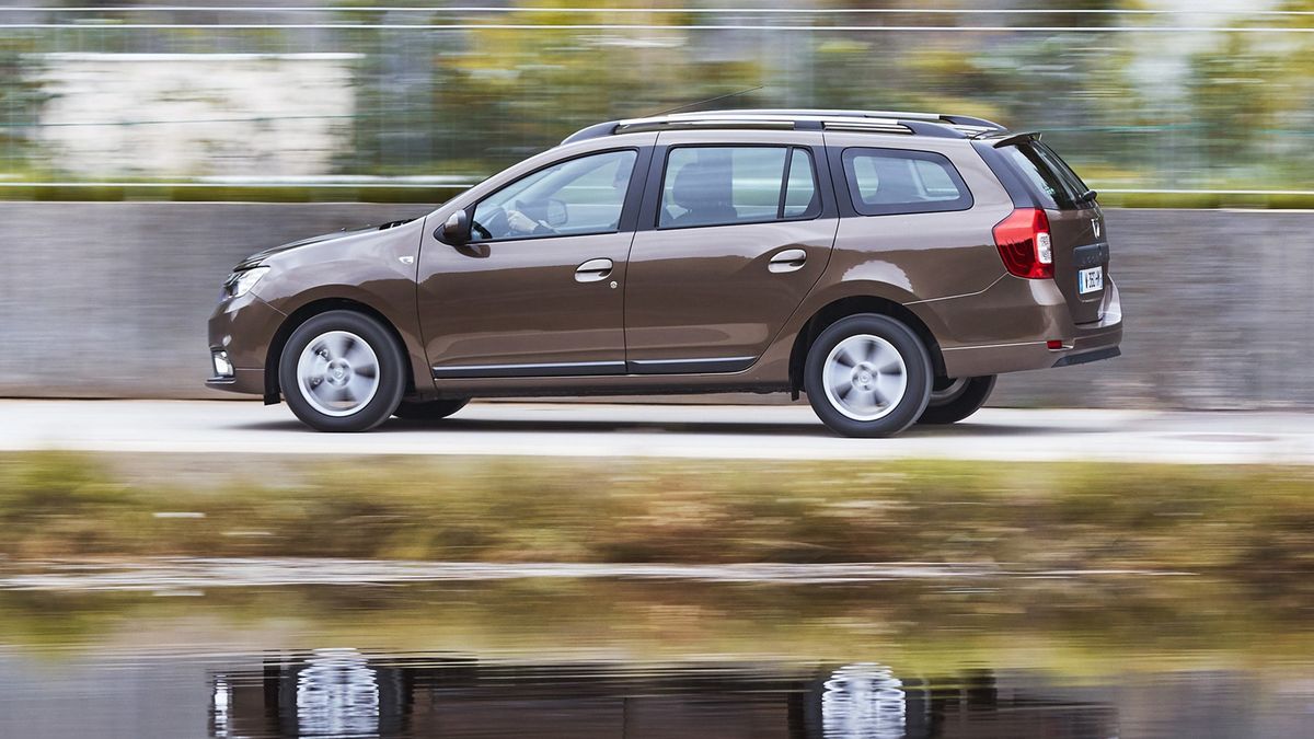 Duże, pojemne i do tego nowe rodzinne kombi za mniej niż 45 tys. zł.