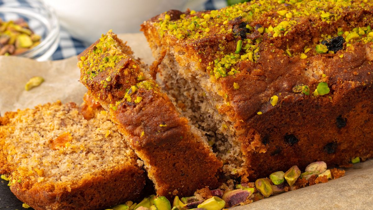 Babka pistacjowa świetnie sprawdzi się na Wielkanoc