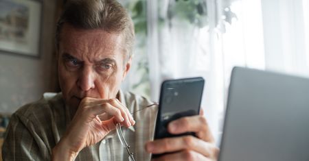Dzwonią z "banku" i proszą o kod SMS. To może być pułapka