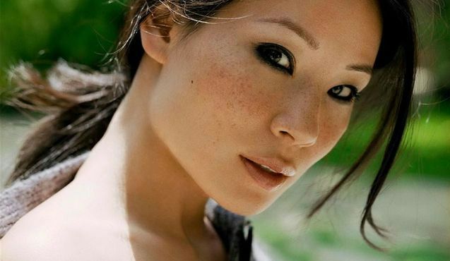 "Elementary": Lucy Liu Watsonem w spódnicy