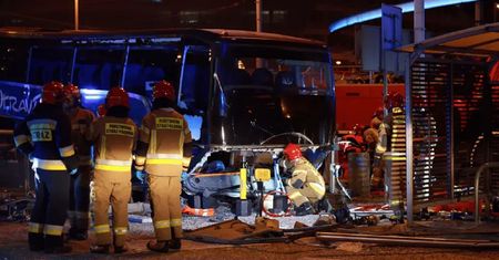 Wbił się w przejście podziemne. Tragedia we Wrocławiu