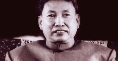 Pol Pot - nauczyciel i ludobójca