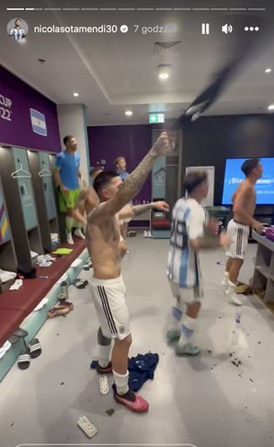 Tak wyglądało celebrowanie sukcesu w szatni Argentyny. Fot. instagram.