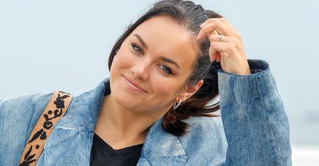 Farna w szortach i cekinach. Wprawne oko dostrzeże też kabaretki