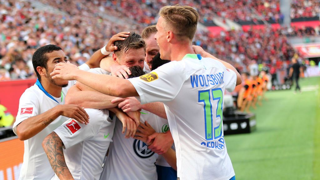 Getty Images / Na zdjęciu: radość piłkarzy VfL Wolfsburg