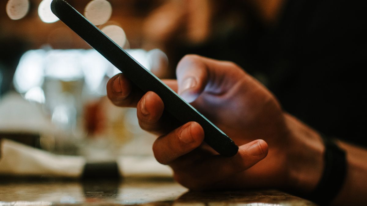 Dlaczego nagrywanie bez zgody jest nielegalne.