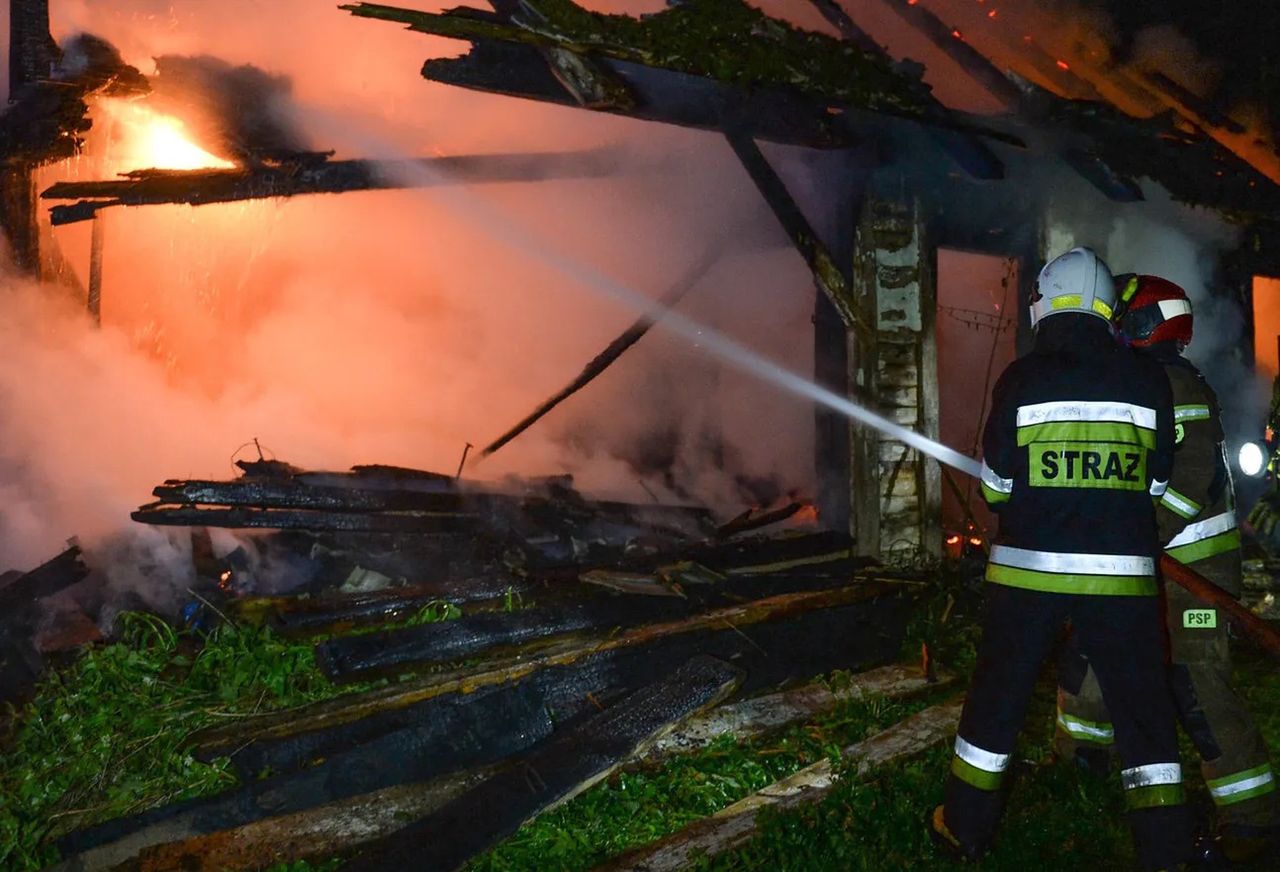 Pożar we wsi Więciórka. To mogło być podpalenie (FOT. East News)