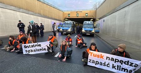 Wisłostrada staneła. Aktywiści mają to robić każdego dnia