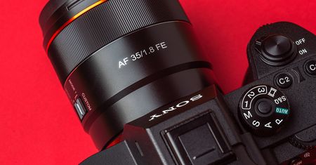 Samyang AF 35 mm f/1.8 FE - jasny, szeroki standard za małe pieniądze