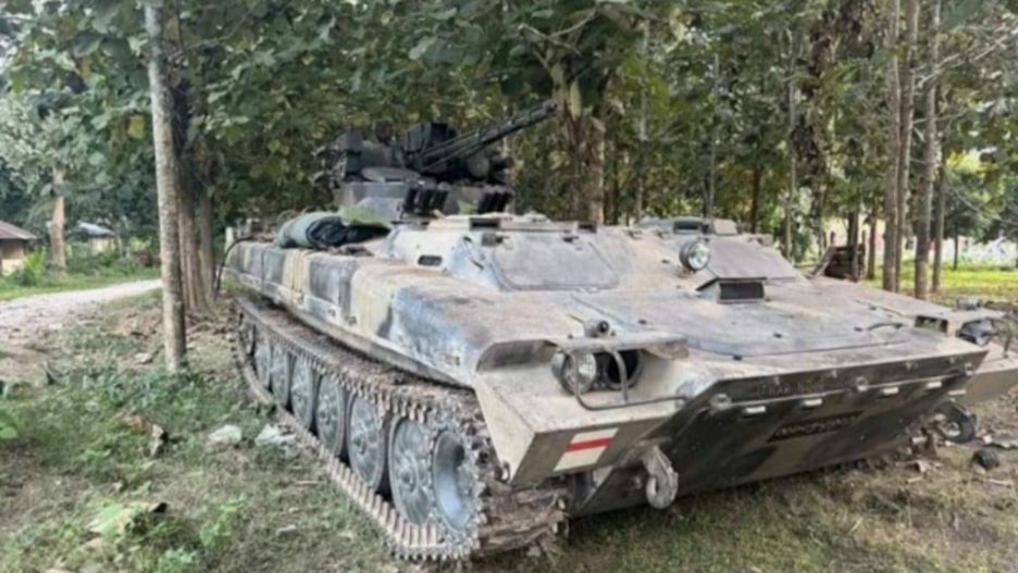 Przejęty przez armię Birmy wóz MT-LBMSh ukraińskiej produkcji