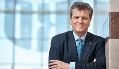 PKO BP w I półroczu zanotował 2,4 mld zł zysku. "Wyniki odzwierciedlają poprawę koniunktury w gospodarce"