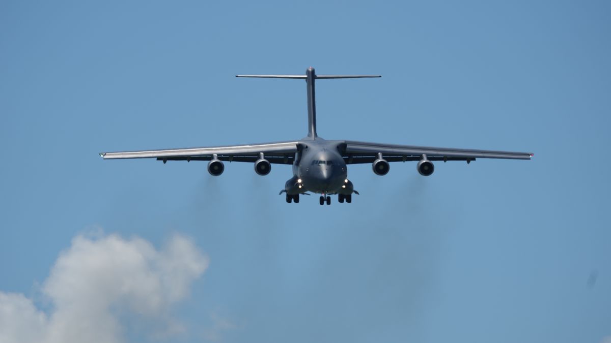 Na zdjęciu chiński samolot transportowy Y-20