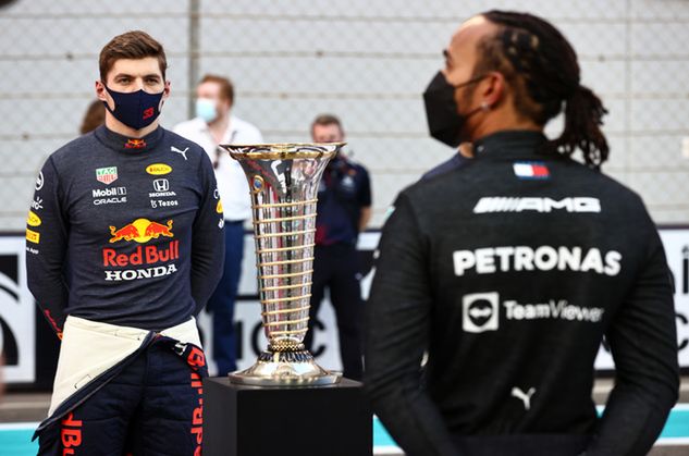 Puchar za mistrzostwo ostatecznie trafił do Verstappena (fot. Red Bull)