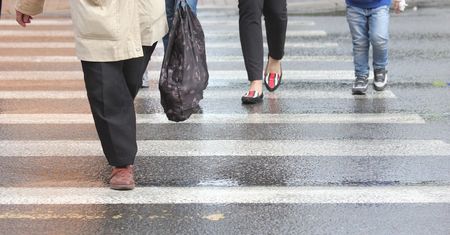 Tragedia w Lublinie. Stali przed przejściem. Nagle wjechał w nich samochód