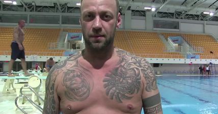 Umięśnione torsy w "Celebrity Splash"