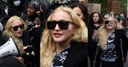 Niestrudzona Madonna maszeruje O KULACH na proteście Black Lives Matter w Londynie (ZDJĘCIA)