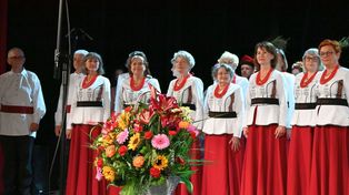 Chór Lasowiacy z Miejskiego Domu Kultury w Stalowej Woli przyjął za patrona Alojzego Szopę. Zobacz zdjęcia z uroczystego koncertu