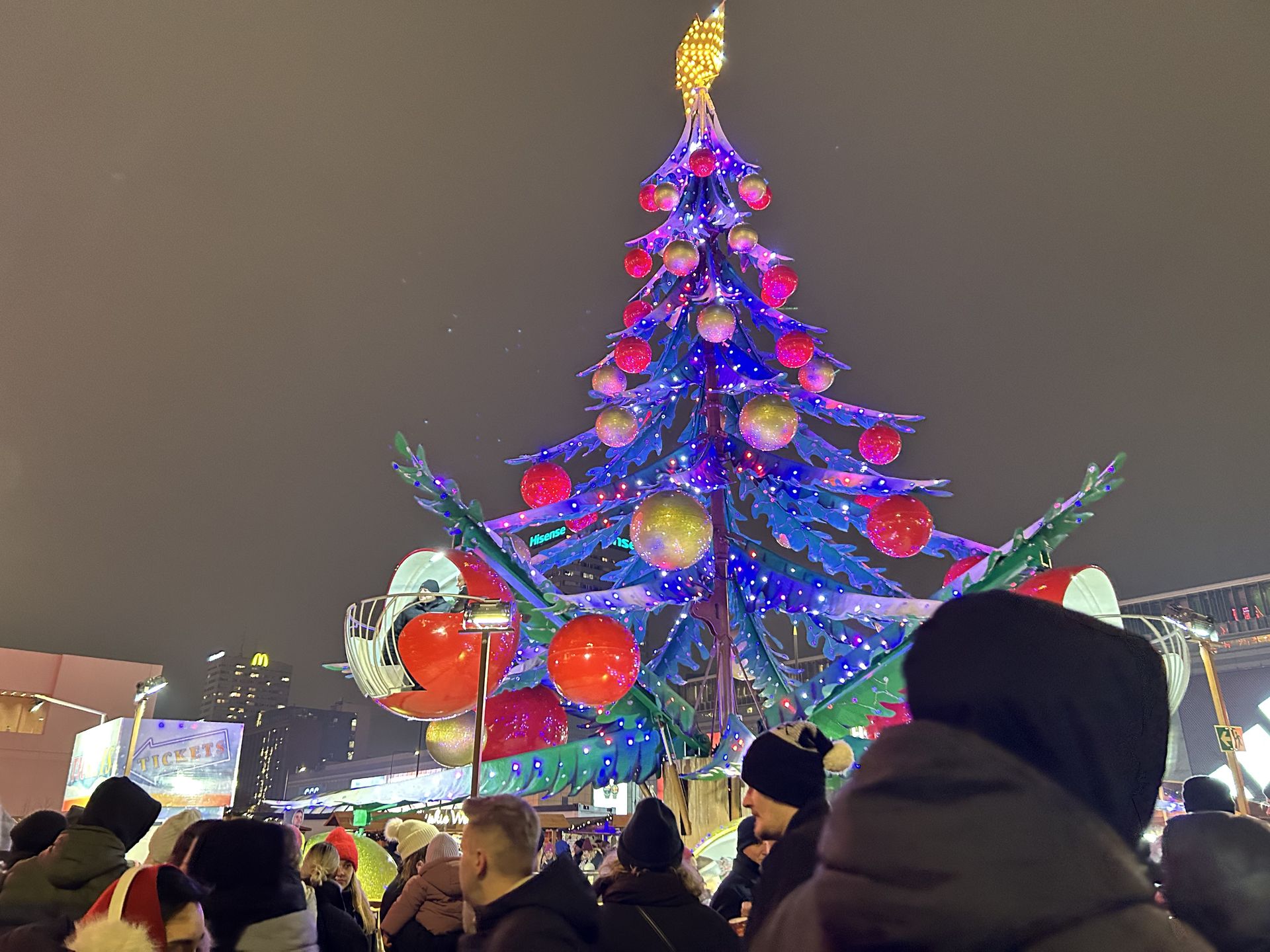 Niektóre atrakcje ą wyjątkowo przaśne