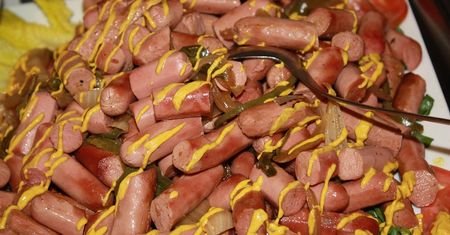 Konsumujemy na potęgę. Prosta droga do zakrzepicy, miażdżycy i nadciśnienia
