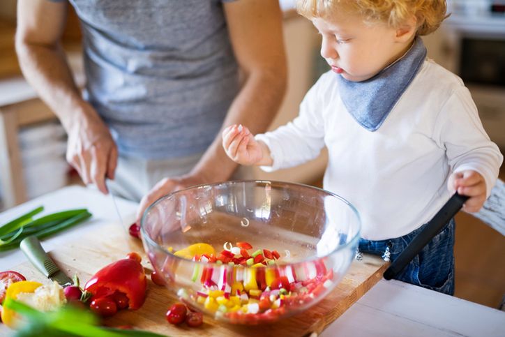 Warto wprowadzić do diety dziecka produkty bogate w witaminy