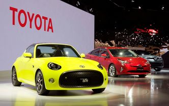 Toyota przerywa produkcję samochodów w Japonii