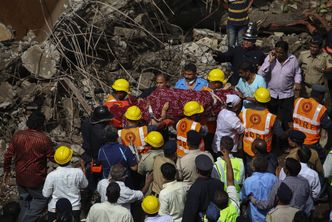 28 ofiar katastrofy budowlanej w Indiach