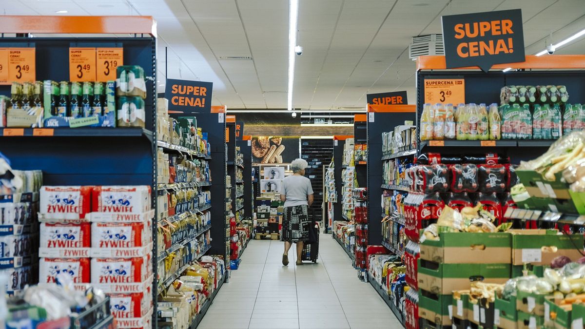 Wynagrodzenie pracownika Biedronki na magazynie.