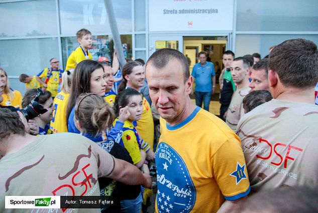 Tomasz Strząbała zaraz po wywalczeniu złotego medalu mistrzostw Polski w Płocku