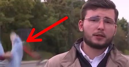 Na Cyprze piszą o Polsce. Wszystko nagrała kamera podczas transmisji na żywo