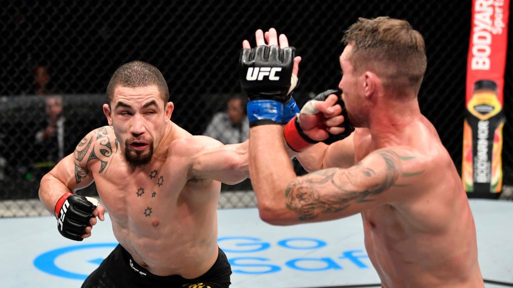 Getty Images / Jeff Bottari/Zuffa LLC / Na zdjęciu: Robert Whittaker i Darren Till 