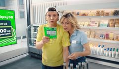 Marianna Zydek i Maciej Musiałowski w upalnym spocie Plusa na Kartę