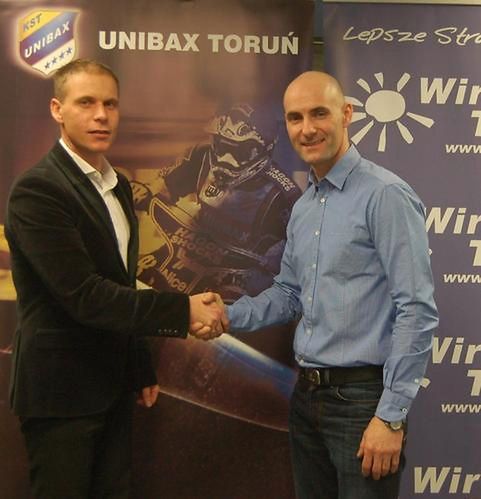 Mateusz Kurzawski (Prezes Unibaksu Toruń) i Tomasz Gollob / fot. Unibax Toruń