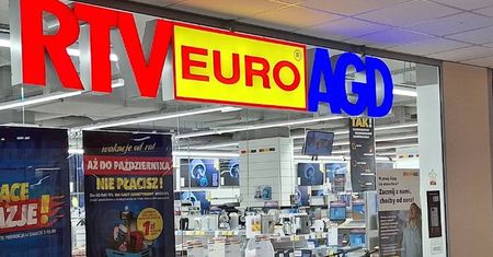 Biurko komputerowe 230 zł taniej. Tylko przez jeden dzień w RTV Euro AGD