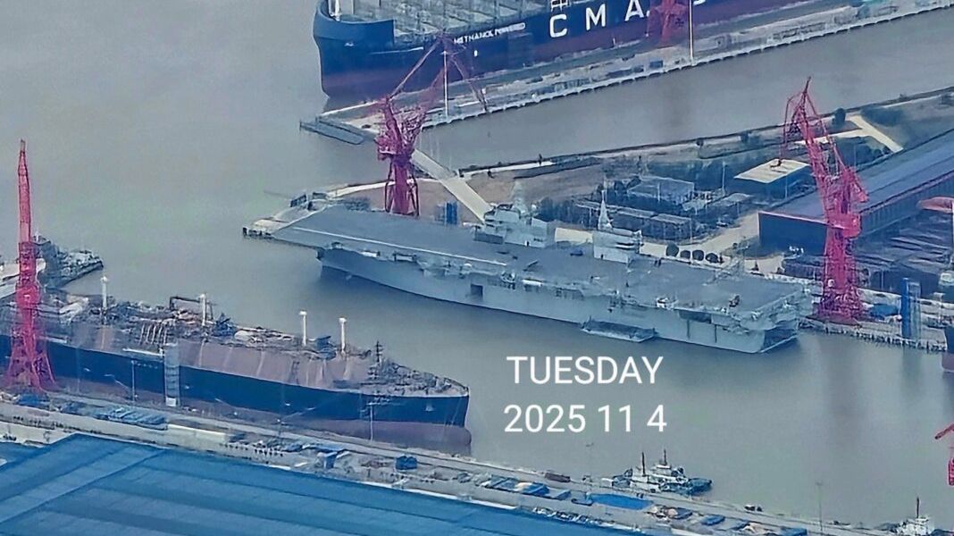 Nowy chiński okręt Sichuan