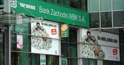 BZ WBK podnosi opłaty. Klienci zapłacą więcej
