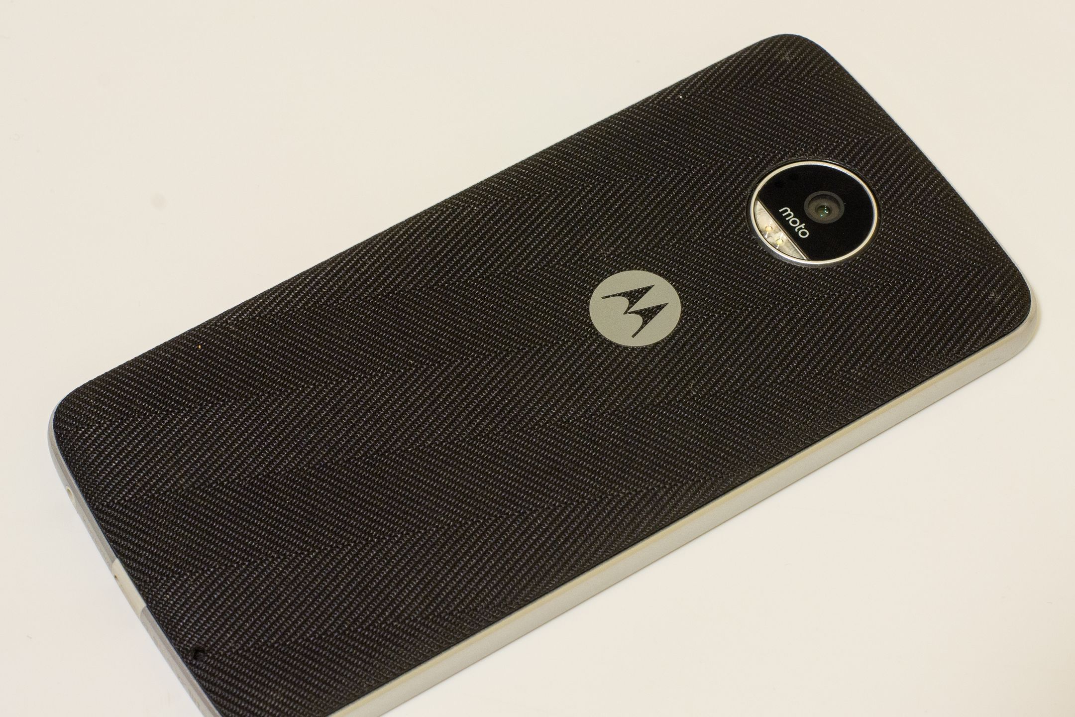 Lenovo Moto Z Play – test smartfonu, który zapowiada modułową przyszłość 7