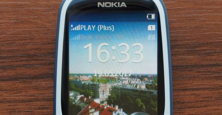 Nowa Nokia 3310: Co można zrobić z tak prostym telefonem?