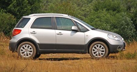 Fiat Sedici: Włoch z japońskim wnętrzem