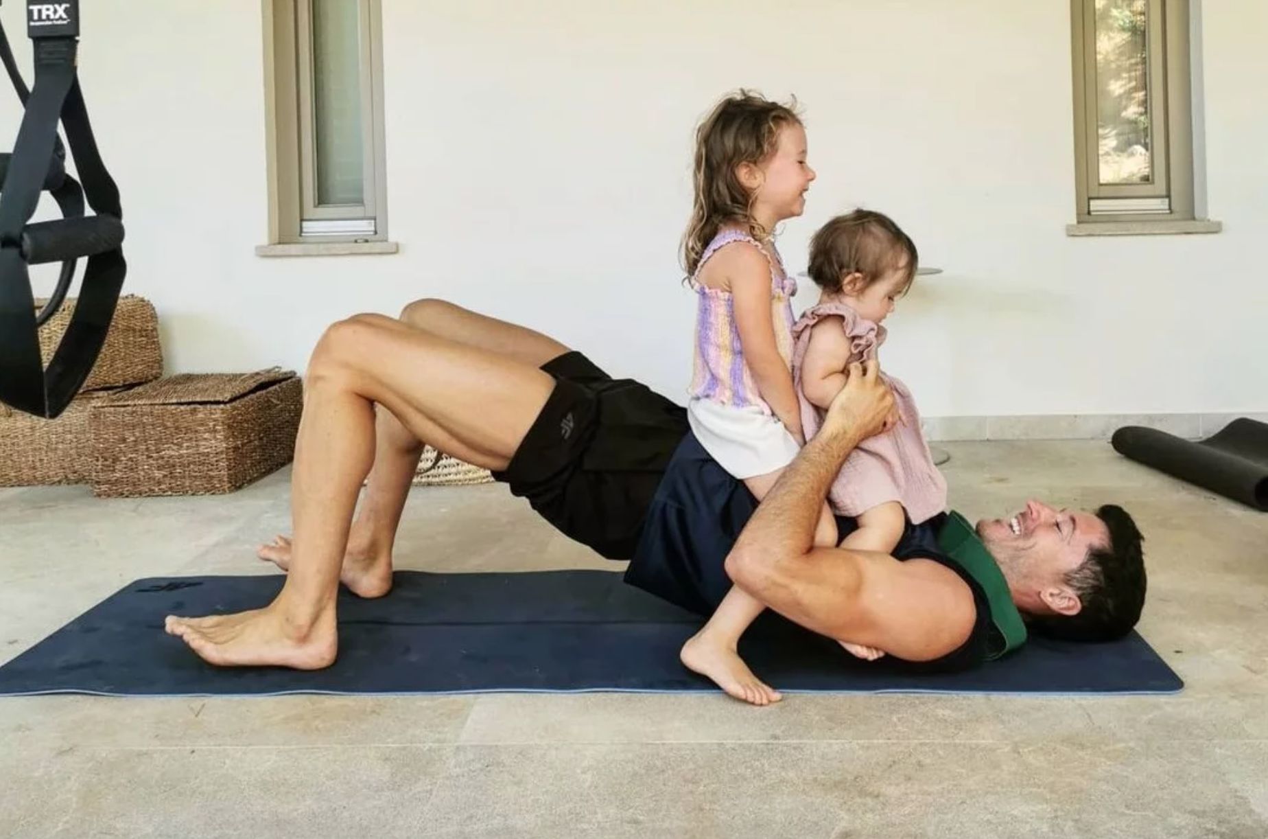 Robert Lewandowski z córkami