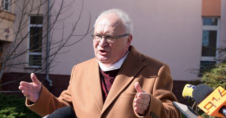 Koronawirus w Polsce. Kolejny rekord zakażeń. Prof. Krzysztof Simon: wcześniejsze dane były zaniżane