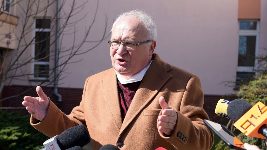 Koronawirus w Polsce. Rekord zakażeń. Prof. Krzysztof Simon komentuje 
