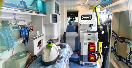 Koronawirus. Szpital w Wałbrzychu pełen chorych na COVID-19. Planowane zabiegi nadal bez zmian